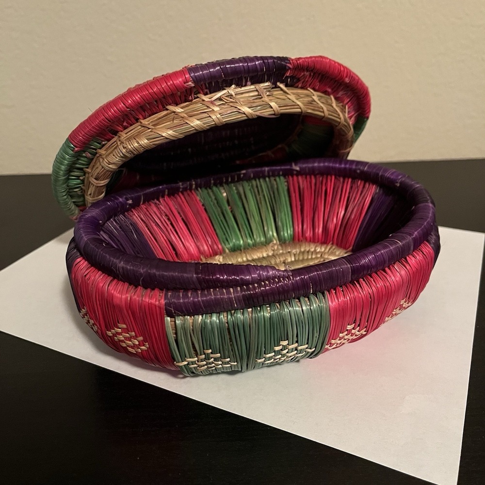 VTG Ethiopian Woven Basket Small Lidded Trinket Jewelry Box Coiled Seagrass Boho